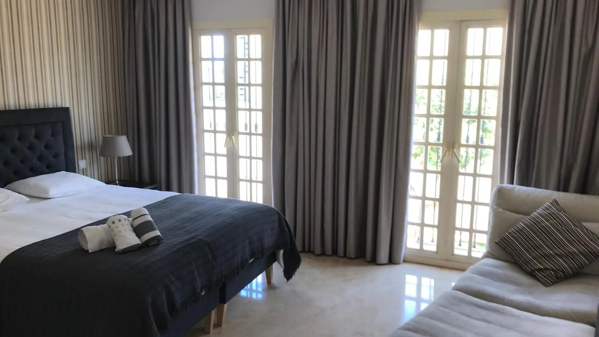 Aloha Pueblo With Sea Views location