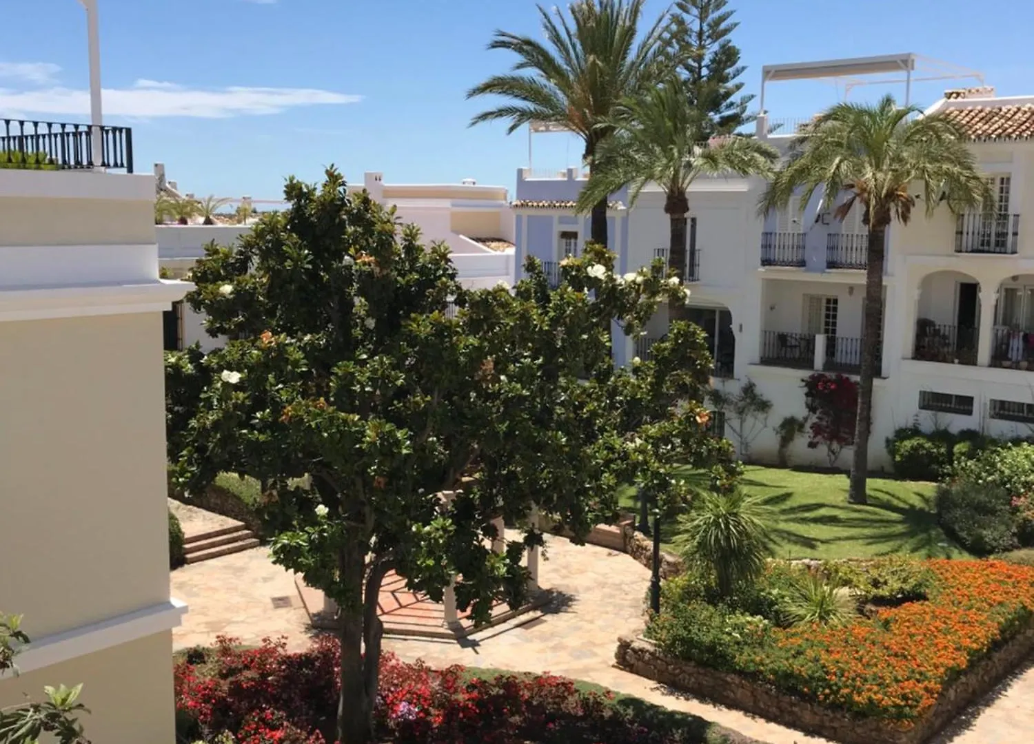 Aloha Pueblo With Sea Views Apartment Marbella