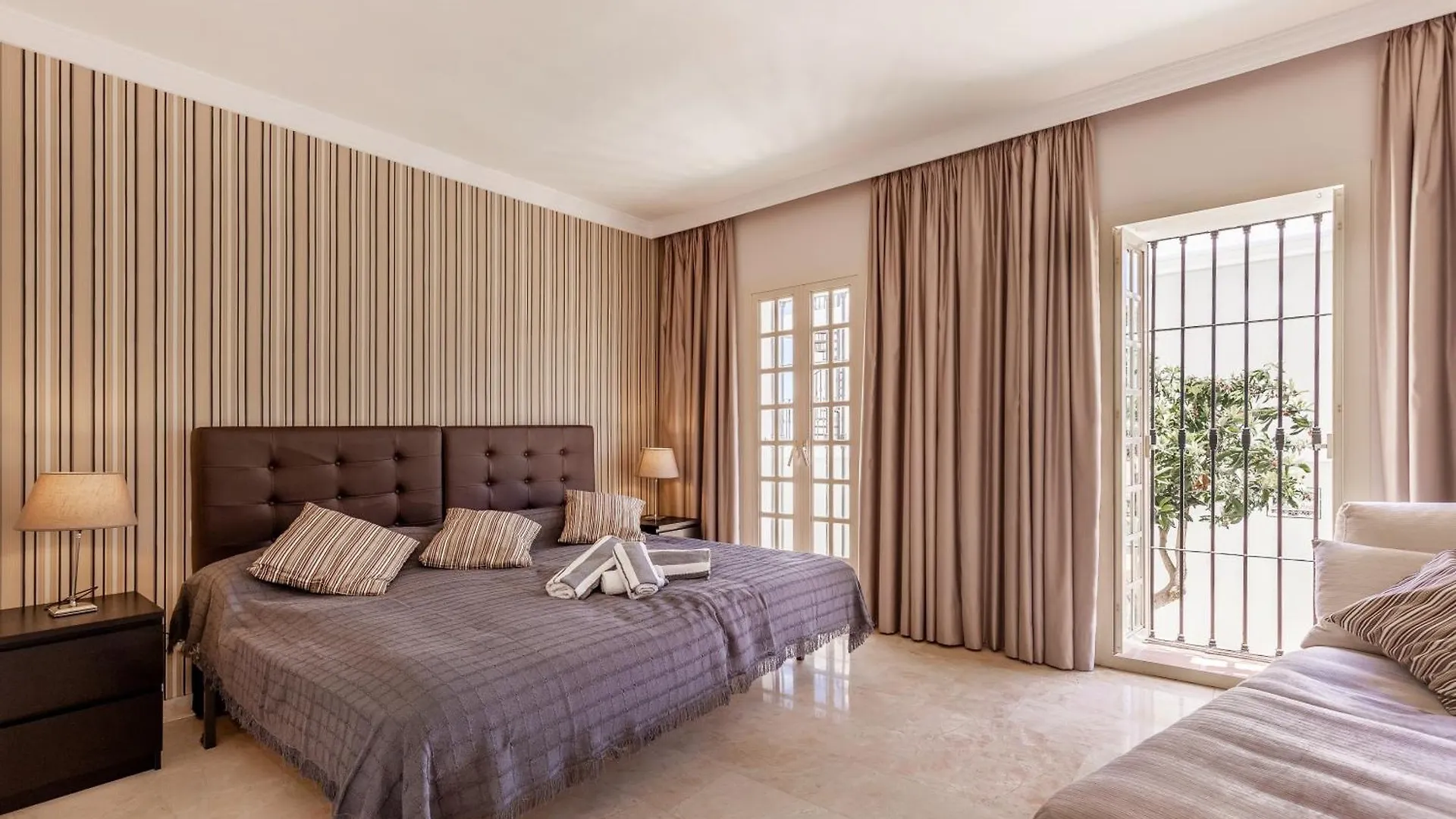Aloha Pueblo With Sea Views Lejlighed Marbella 0*,