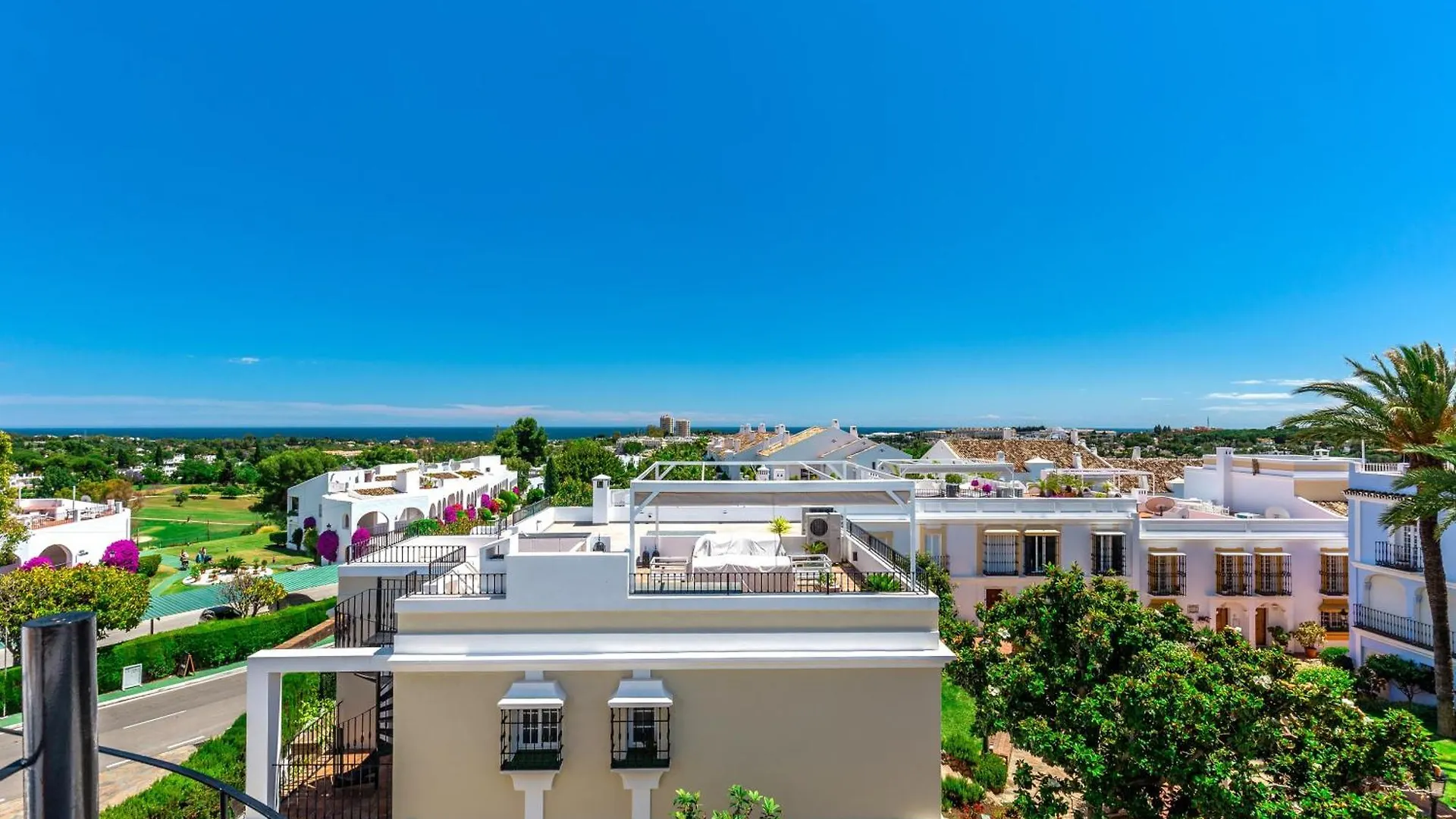 Aloha Pueblo With Sea Views Apartment Marbella 0*,  Spain
