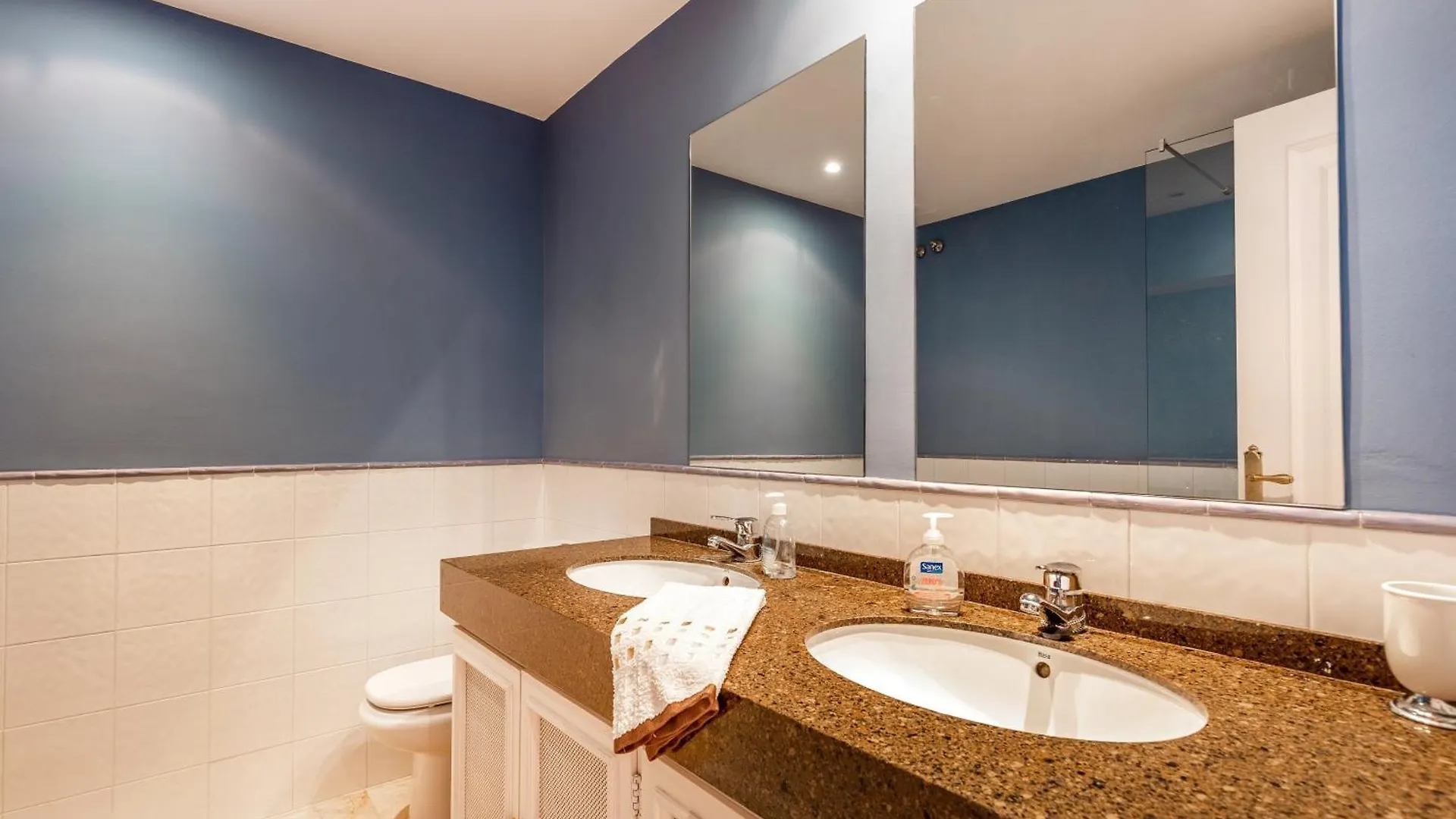 Aloha Pueblo With Sea Views Apartment Marbella